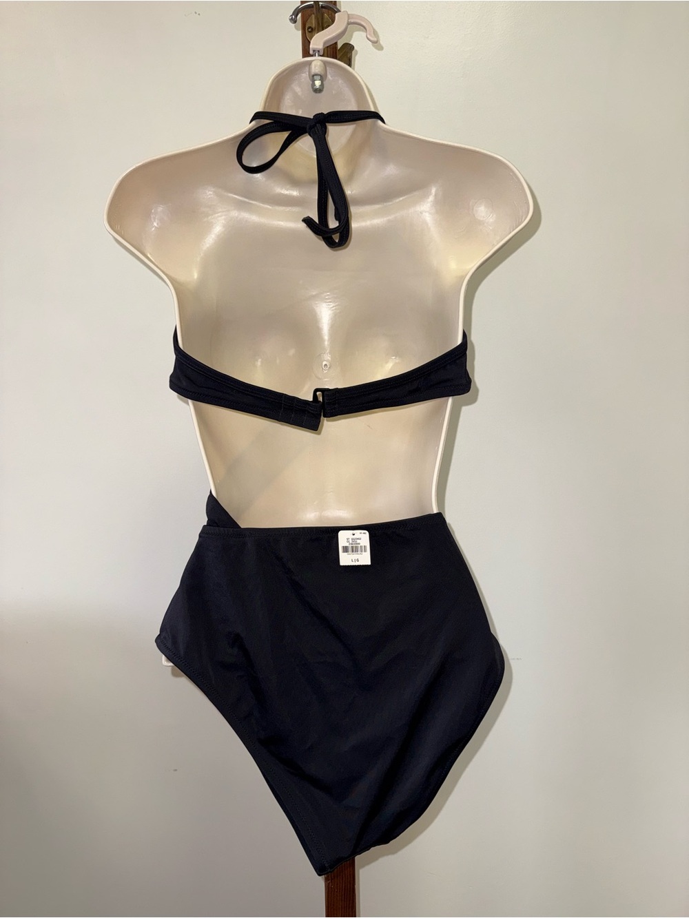 NWT PINK Victoria's Secret (L) Brand New Black & White Cutout One-Piece Swimsuit - Picture 4 of 6